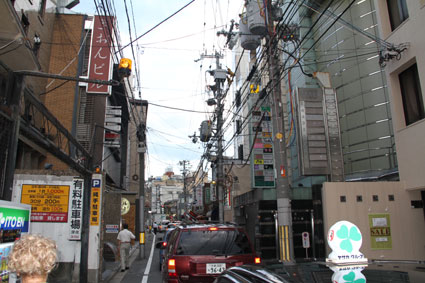 Erdbebensichere Elektroleitungen in Kyoto